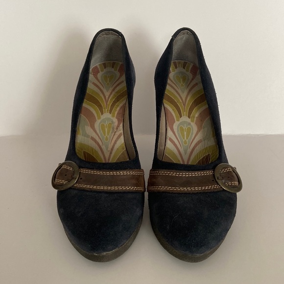 FLY LONDON blue suede heels - Size 7 - Picture 2 of 5
